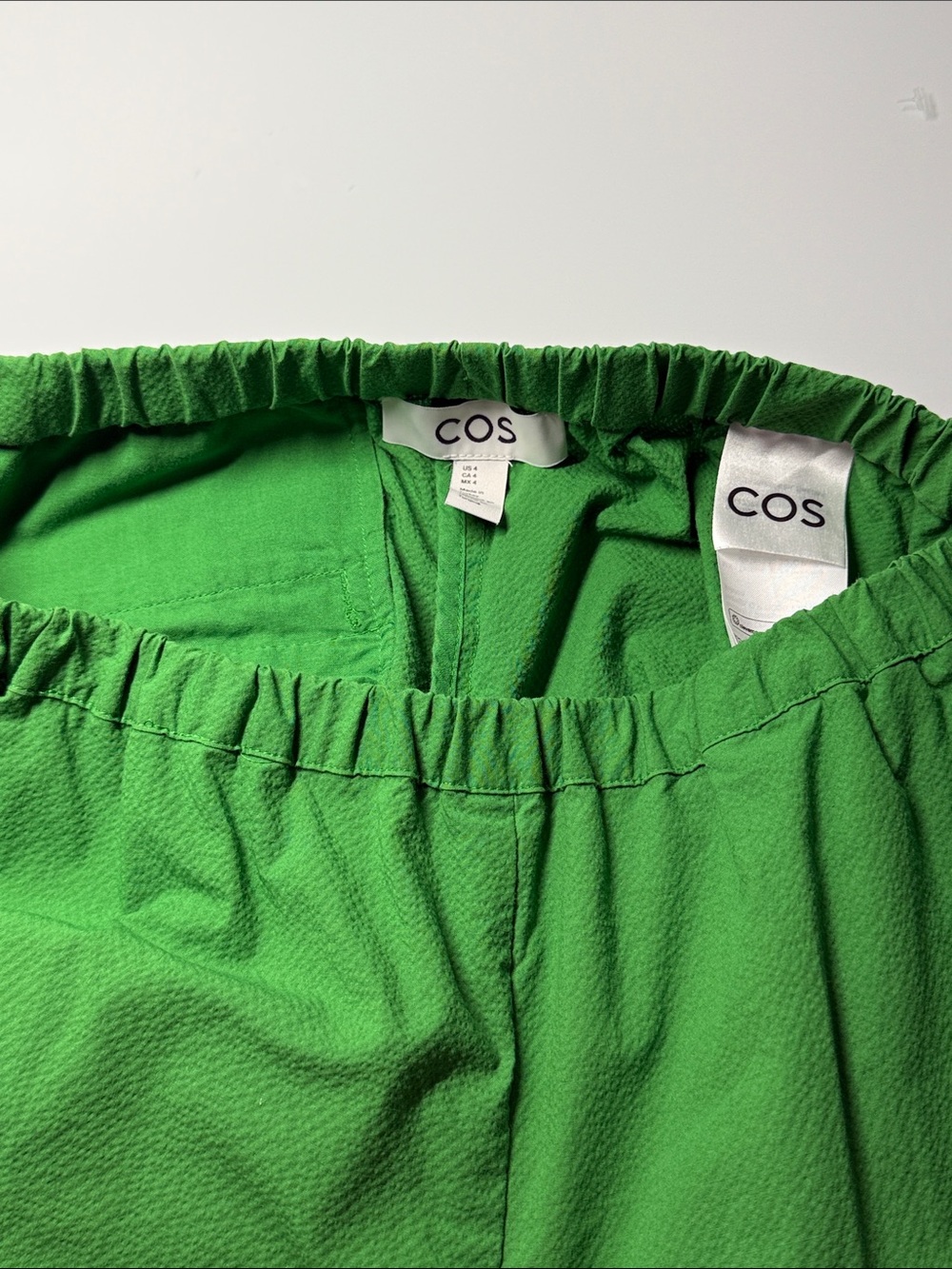 COS Green Elasticated Wide-Leg Bermuda Shorts / Culottes - Size 4 - Picture 8 of 11